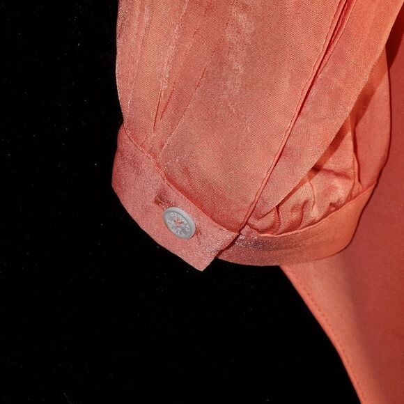 Bundle of 2 Vince Camuto NWOT v neck tie front blouse. 3/4 length sleeve Sz XXS - Picture 7 of 7